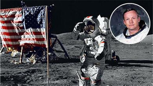 宇航员阿姆斯特朗踏上月球的第一步是左脚