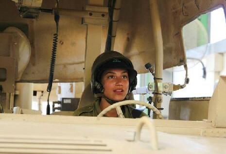 以色列是世界上惟一对妇女普遍实行义务兵役制的国家。